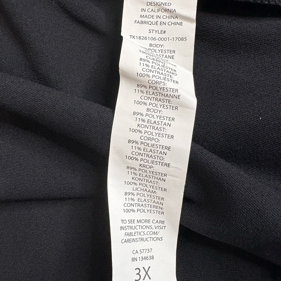 Fabletics Yukon Tunic Hoodie Black 3X Plus Size Sleeveless Zip Vest NWT - Picture 6 of 9